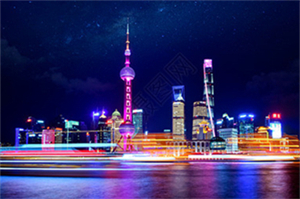 爱上海：Exploring Shanghai's back garden in the height of summer, you will find endless surprises.